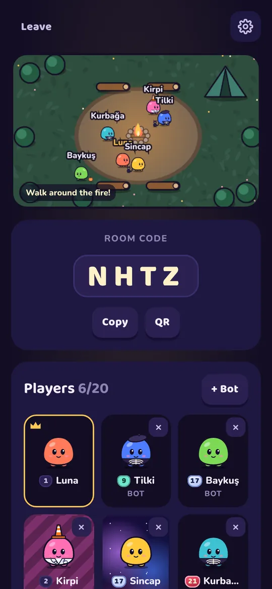 The lobby: the room code to share and six players waiting